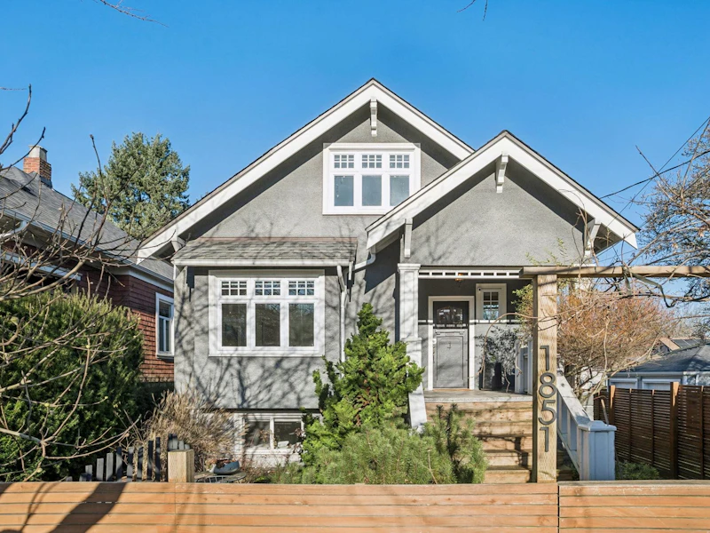 1851 E 16th Avenue, Vancouver BC V5N 2G7