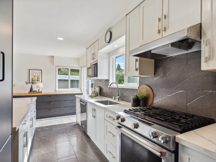 935 Beaconsfield Road, North Vancouver, BC, V7R 1S7 - 12