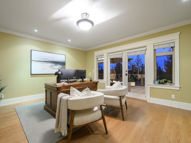 3402 Anne Macdonald Way, North Vancouver, BC, V7G 2S7 - 9