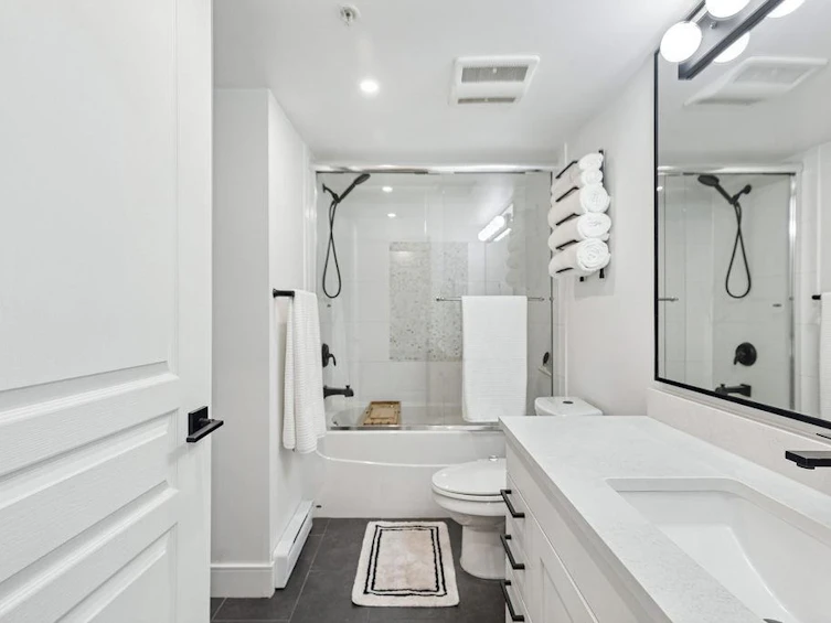 232-4550 Fraser Street, Vancouver, BC, V5V 4G8 - 18