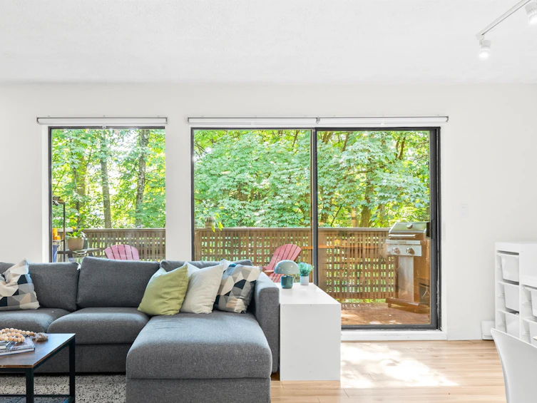3192 Mountain Highway, North Vancouver, BC, V7K 2H5 - 4