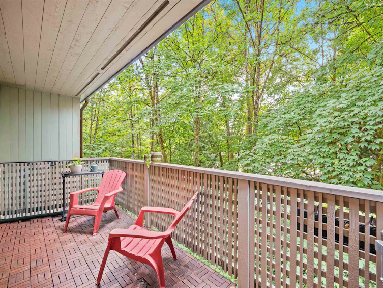 3192 Mountain Highway, North Vancouver, BC, V7K 2H5 - 5
