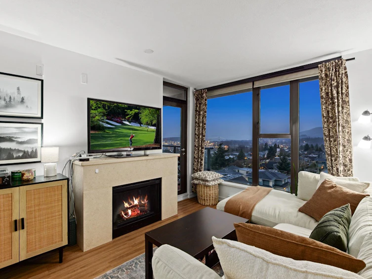 807-683 W Victoria Park, North Vancouver, BC, V7M 0A2 - 9