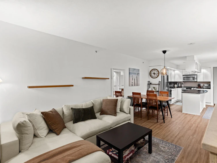 807-683 W Victoria Park, North Vancouver, BC, V7M 0A2 - 10