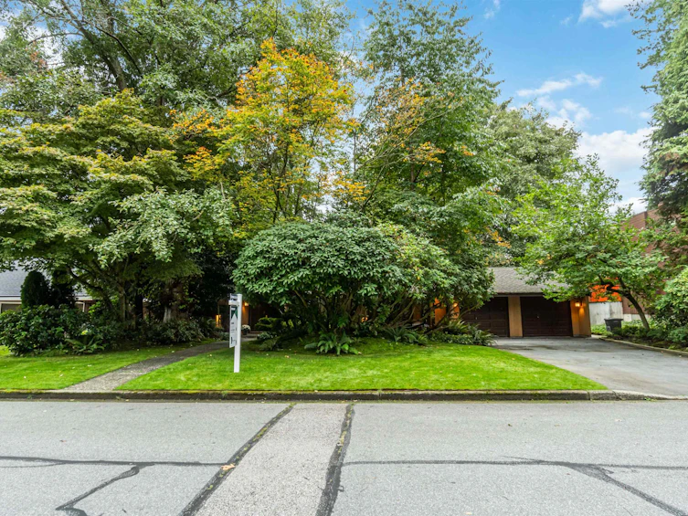 4262 Yuculta Crescent, Vancouver, BC, V6N 3R5 - 2