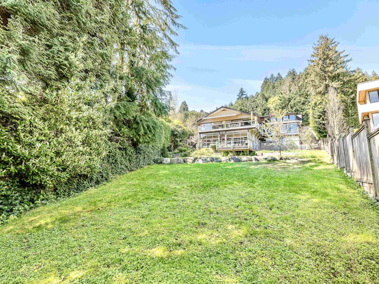792 Anderson Crescent, West Vancouver, BC, V7T 1S5 - 36