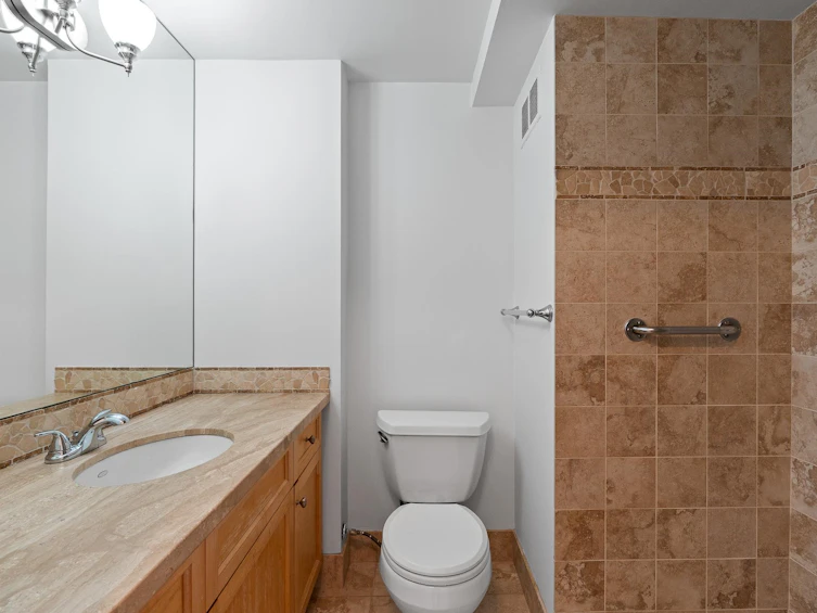 203-150 24th Street, West Vancouver, BC, V7V 4G8 - 21
