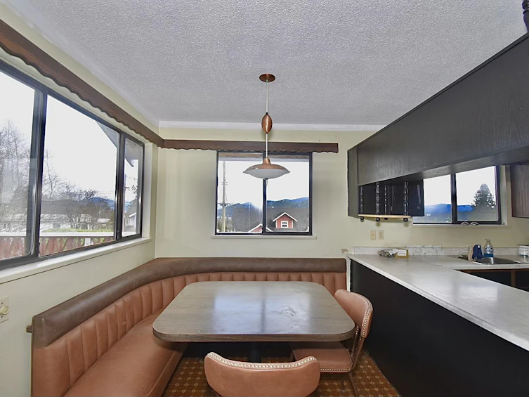 631 Wyngaert Road, Gibsons, BC, V0N 1V9 - 6