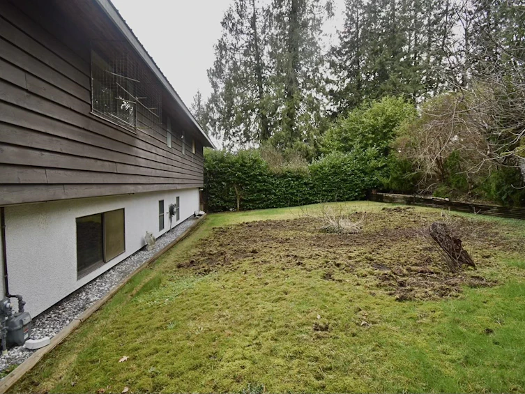 631 Wyngaert Road, Gibsons, BC, V0N 1V9 - 25