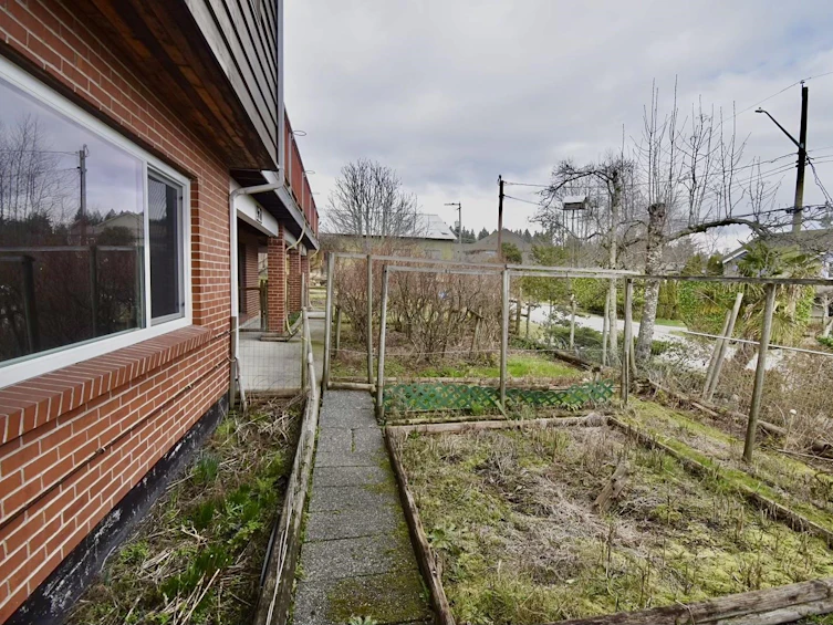 631 Wyngaert Road, Gibsons, BC, V0N 1V9 - 28