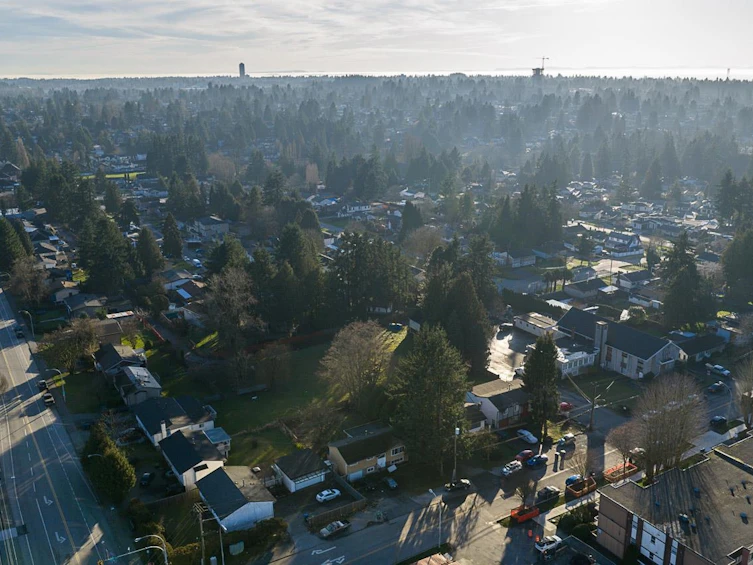 12788 102 Avenue, Surrey, BC, V3V 3E5 - 14