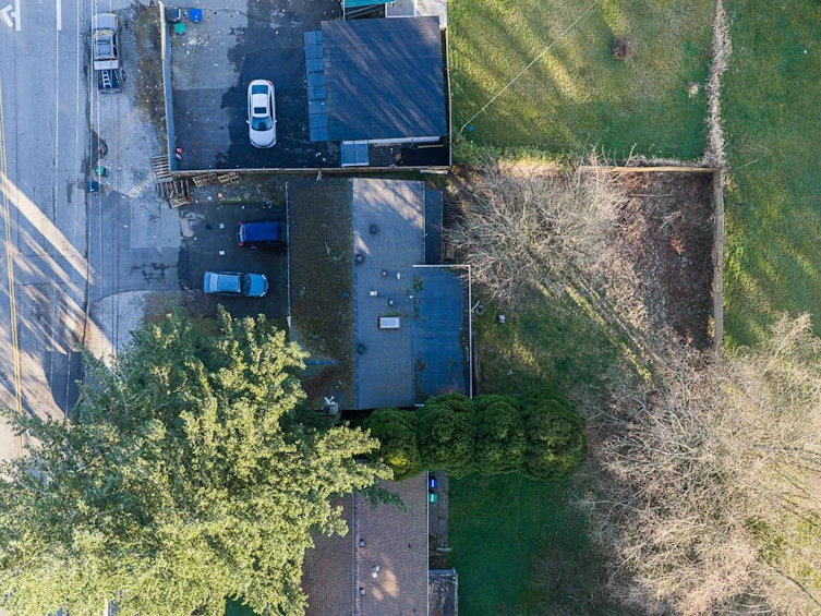 12788 102 Avenue, Surrey, BC, V3V 3E5 - 2