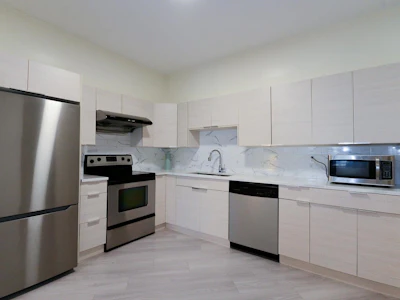 107-8700 Jones Road - 3