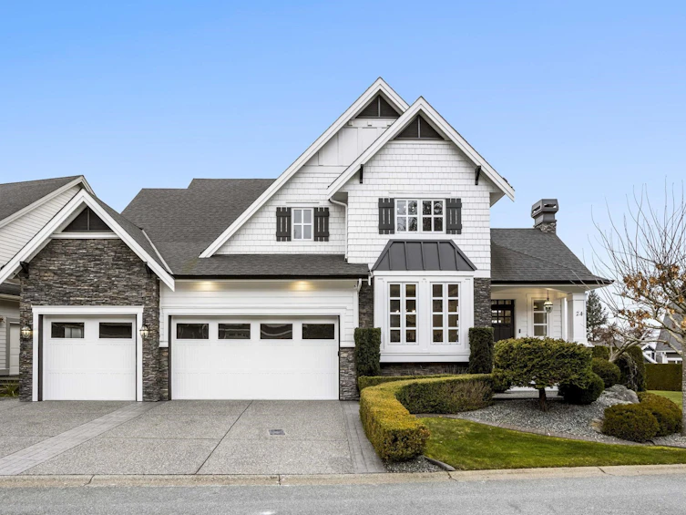 24-3800 Golf Course Drive, Abbotsford, BC, V3G 0A7
