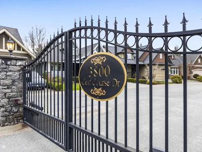 24-3800 Golf Course Drive - 3