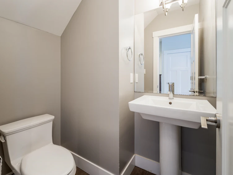 1805 E 7th Avenue, Vancouver, BC, V5N 1S1 - 17