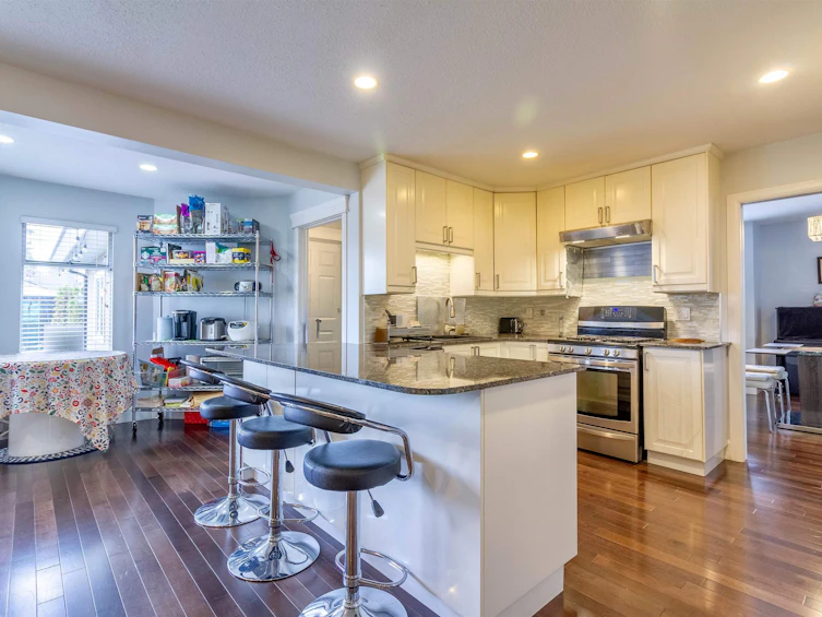 921 Citadel Drive, Port Coquitlam, BC, V3C 5J2 - 6