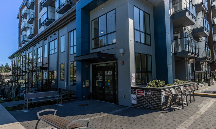 114-13458 95 Avenue