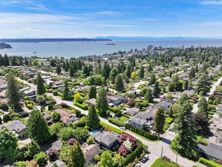 990 Jefferson Avenue, West Vancouver, BC, V7T 2A4 - 39