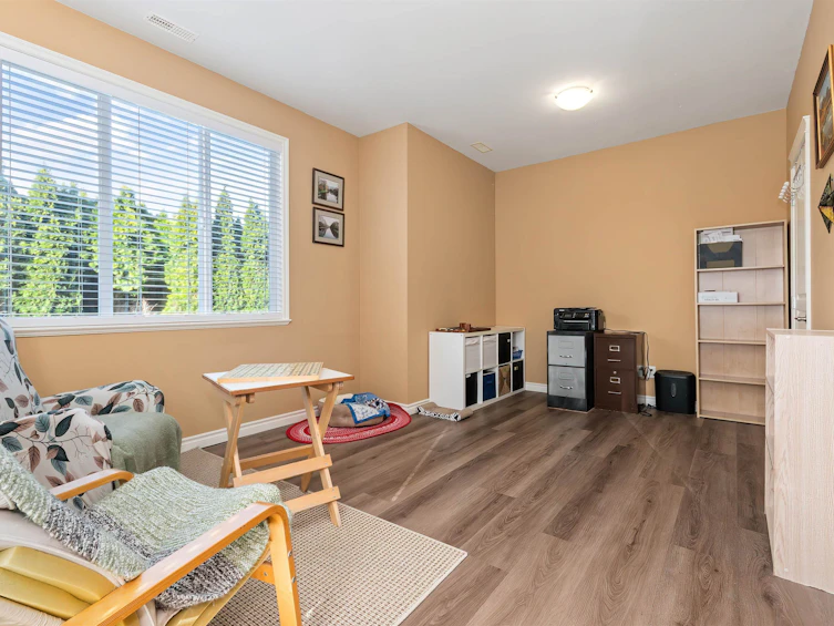 1-46321 Cessna Drive, Chilliwack, BC, V2P 1A7 - 31
