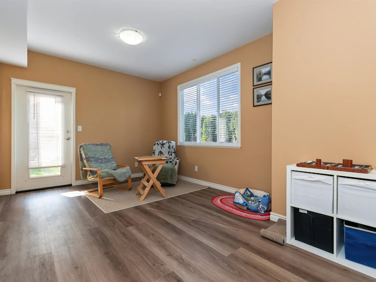 1-46321 Cessna Drive, Chilliwack, BC, V2P 1A7 - 32