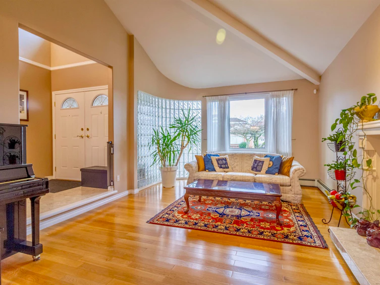 7470 Almond Place, Burnaby, BC, V3N 4V5 - 4