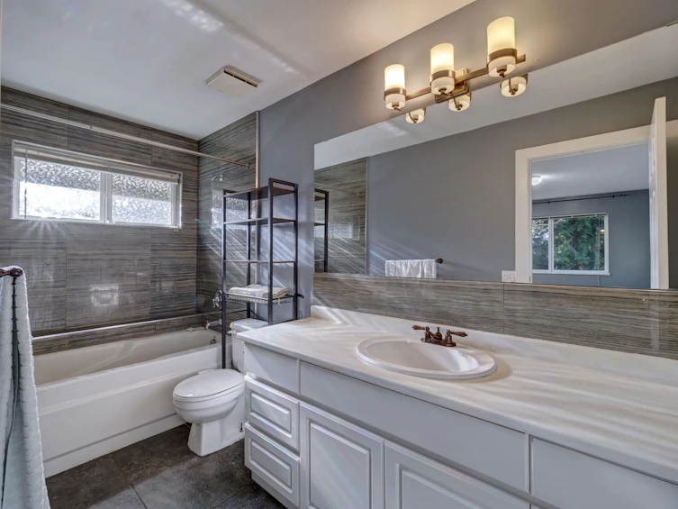 7629 Redrooffs Road, Halfmoon Bay, BC, V7Z 1C4 - 16