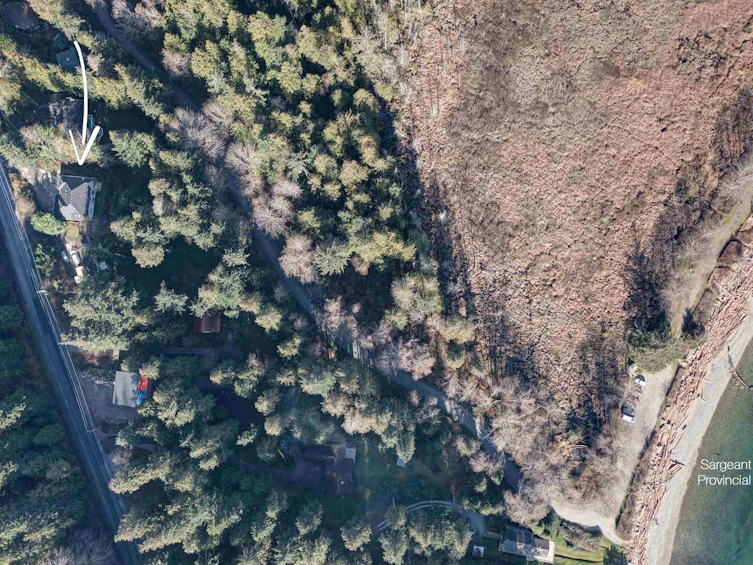 7629 Redrooffs Road, Halfmoon Bay, BC, V7Z 1C4 - 38