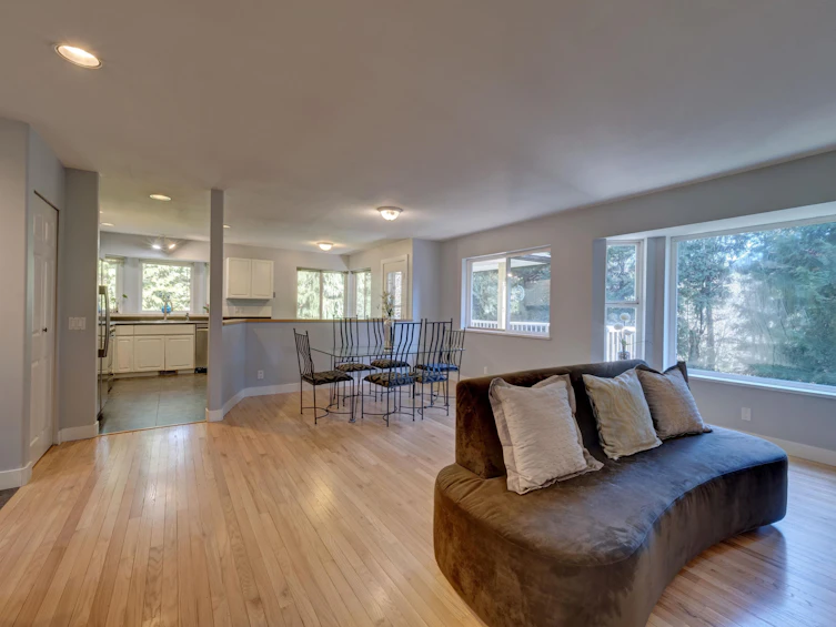7629 Redrooffs Road, Halfmoon Bay, BC, V7Z 1C4 - 6