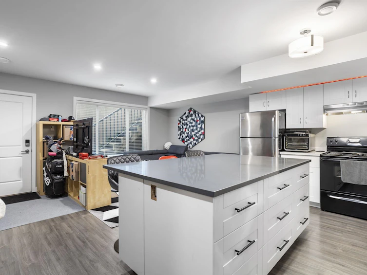 36651 E Auguston Parkway, Abbotsford, BC, V3G 0E8 - 33
