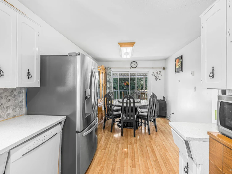 216 Davis Crescent, Langley, BC, V4W 3K7 - 14