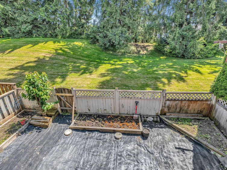 216 Davis Crescent, Langley, BC, V4W 3K7 - 3