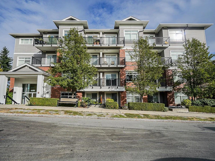 316-6480 195a Street, Surrey, BC, V4N 6P1 - 2