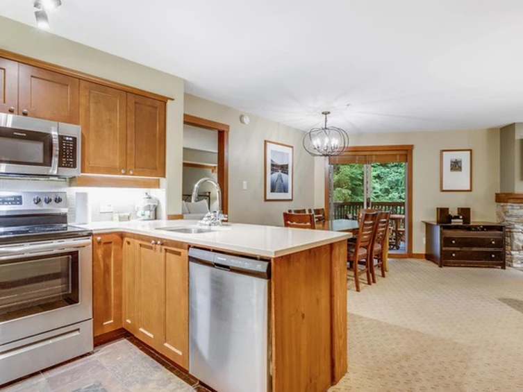 206 G3-4653 Blackcomb Way, Whistler, BC, V8E 0Y9 - 6