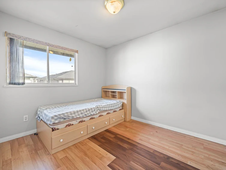 22471 Mclean Avenue, Richmond, BC, V6V 2P3 - 20