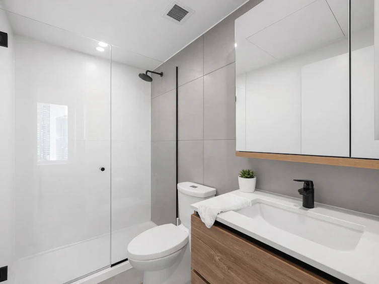 1510-13428 105 Avenue, Surrey, BC, V3T 0S6 - 14