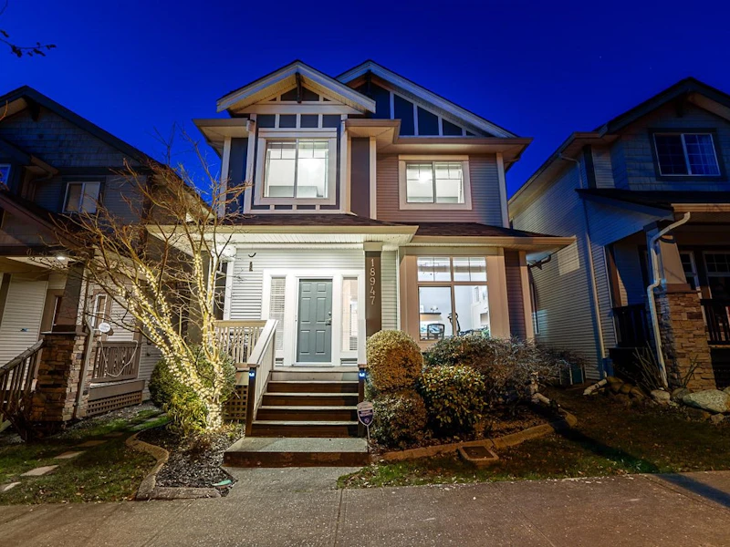 18947 71a Avenue, Surrey BC V4N 5M8