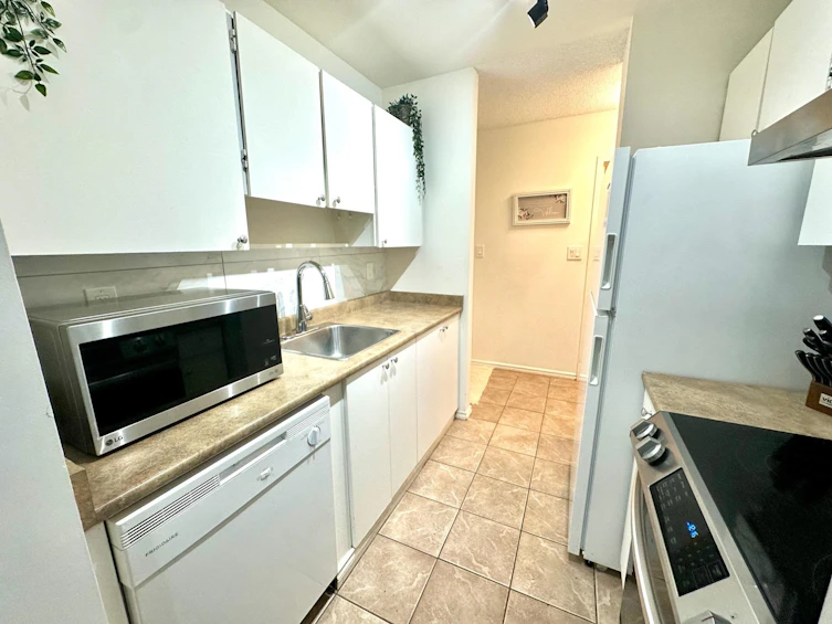 1-1860 Southmere East Crescent, Surrey, BC, V4A 6Y7 - 13