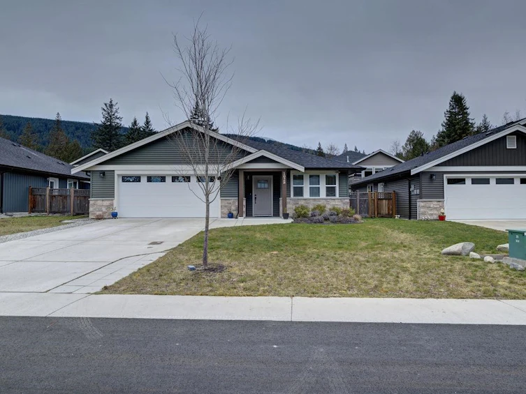 1028 Celia Crescent, Gibsons, BC, V0N 1V7