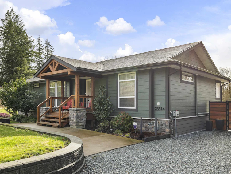 23544 20 Avenue, Langley, BC, V2Z 2Z7
