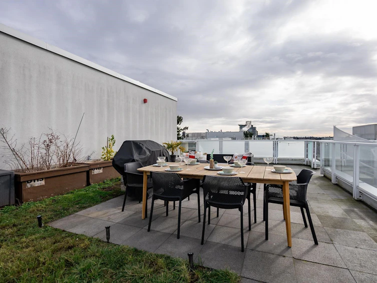 1801-4638 Gladstone Street, Vancouver, BC, V5N 0G5 - 24