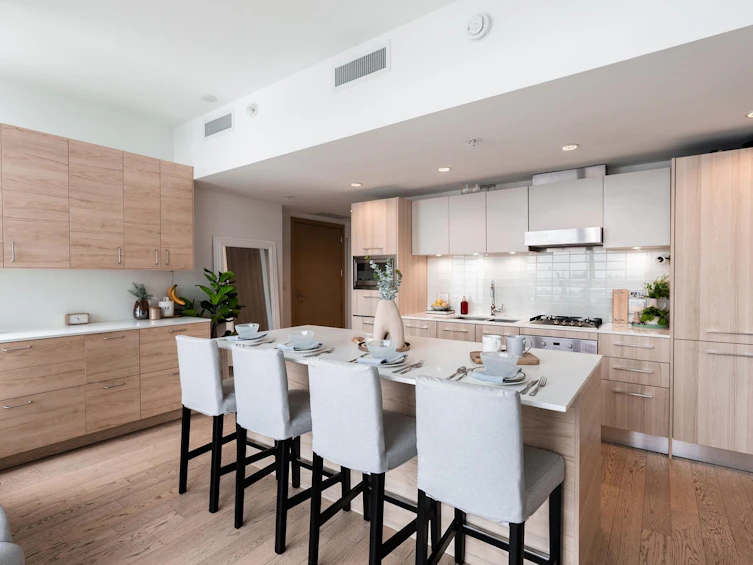 1801-4638 Gladstone Street, Vancouver, BC, V5N 0G5 - 4