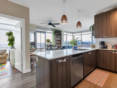 908-2789 Shaughnessy Street - 4