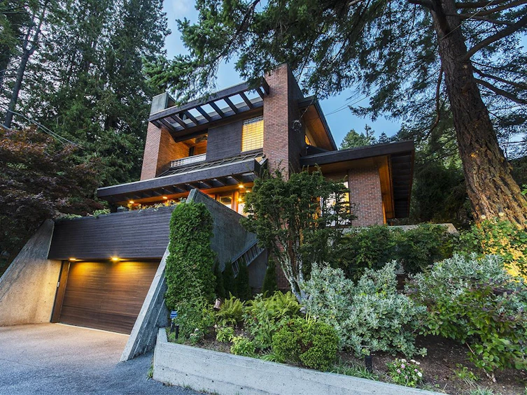 4651 Marine Drive, West Vancouver, BC, V7W 2P1 - 2