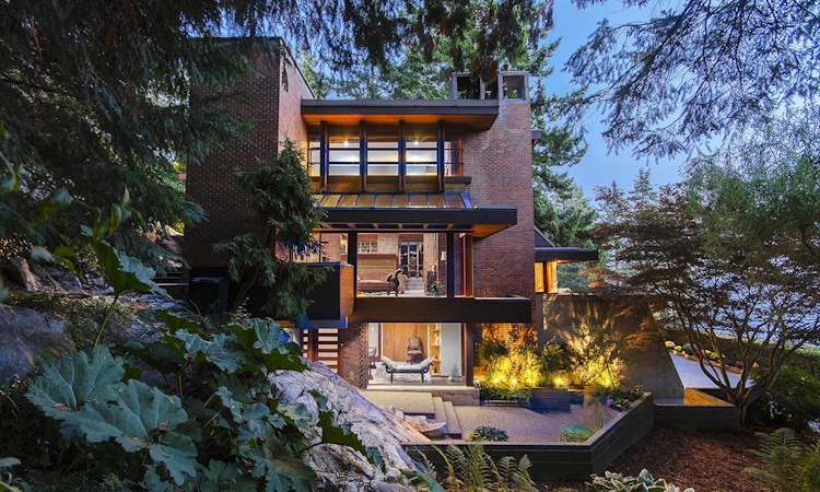 4651 Marine Drive