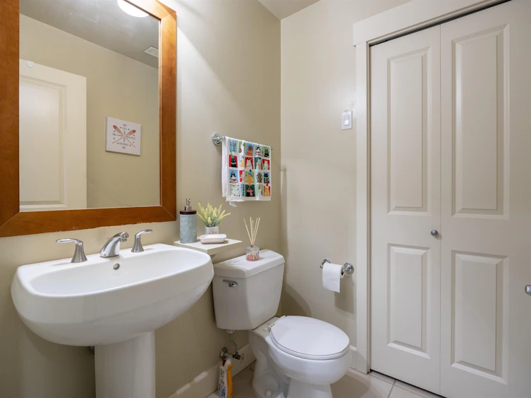 15-6300 Birch Street, Richmond, BC, V6Y 4K3 - 5