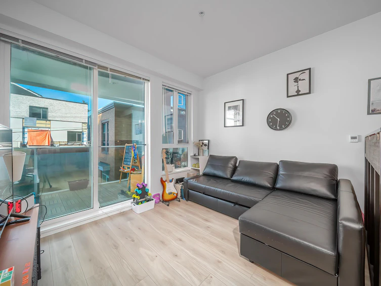 208-6933 Cambie Street, Vancouver, BC, V6P 0J1 - 16