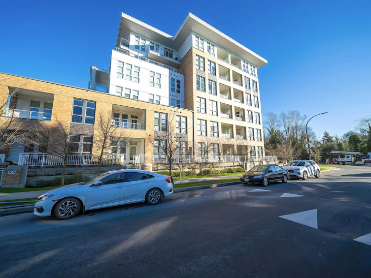 208-6933 Cambie Street, Vancouver, BC, V6P 0J1 - 2