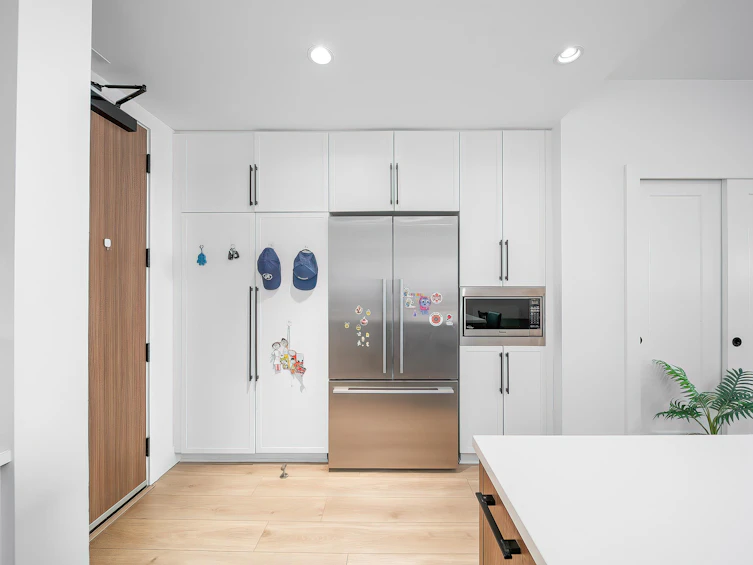 208-6933 Cambie Street, Vancouver, BC, V6P 0J1 - 7