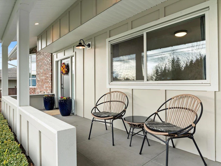 34849 High Drive, Abbotsford, BC, V2S 2X7 - 2